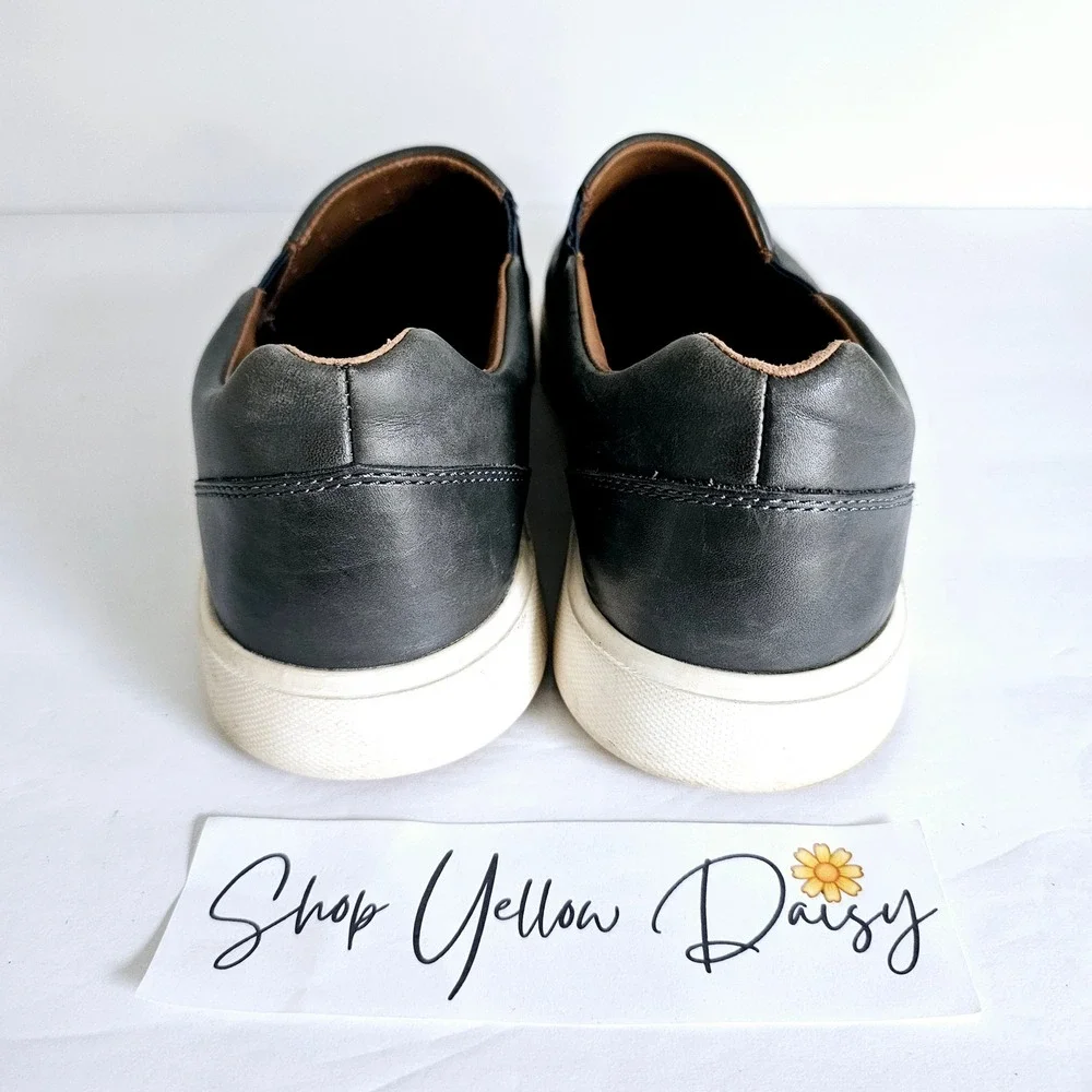 Clarks unstructured un